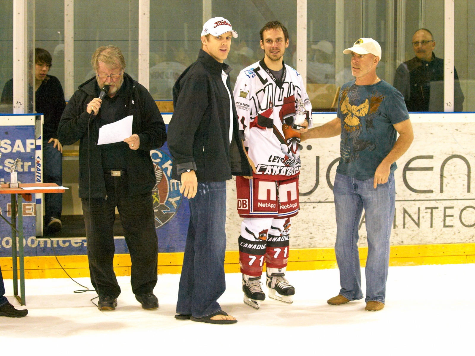 DPL Finale 2011 LU WB  246