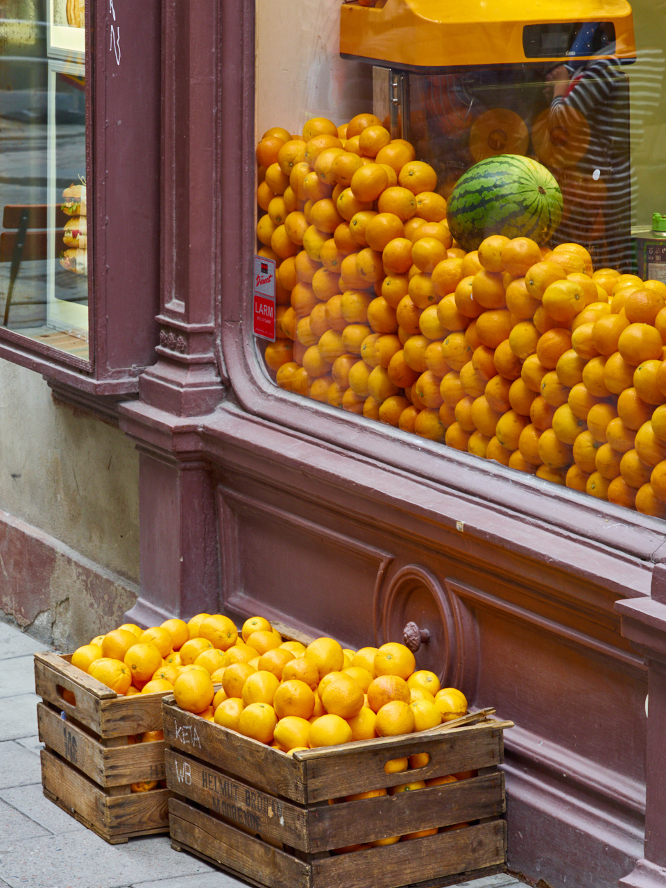 038 Stockholm 14 06 19 78