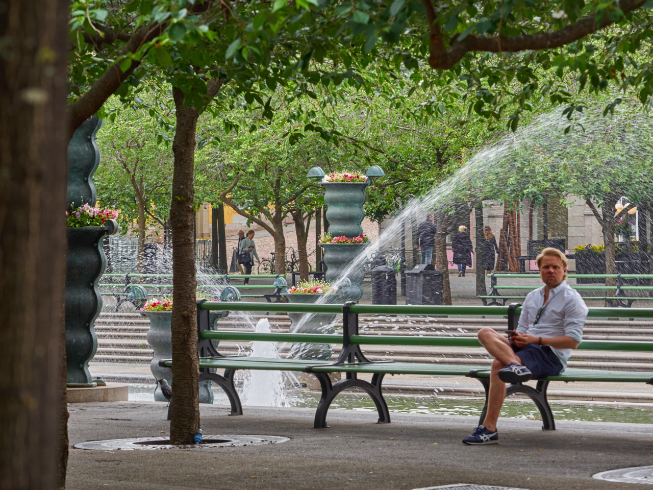 043 Stockholm 14 06 19 85