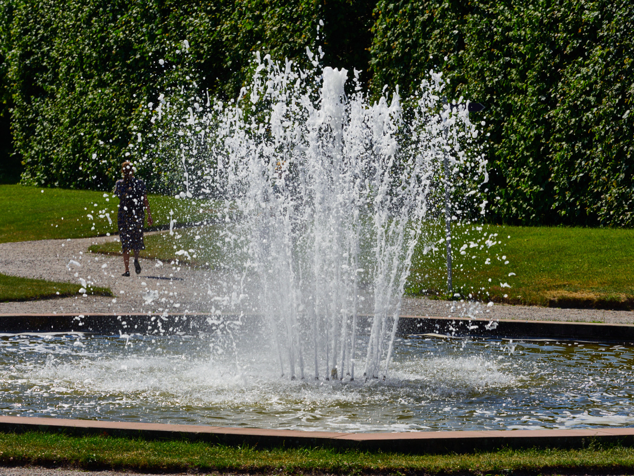 147 Stockholm 15 06 19 120