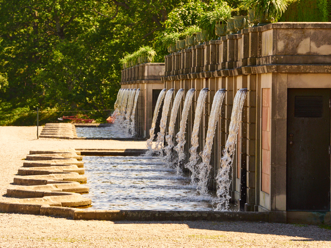 165 Stockholm 15 06 19 177