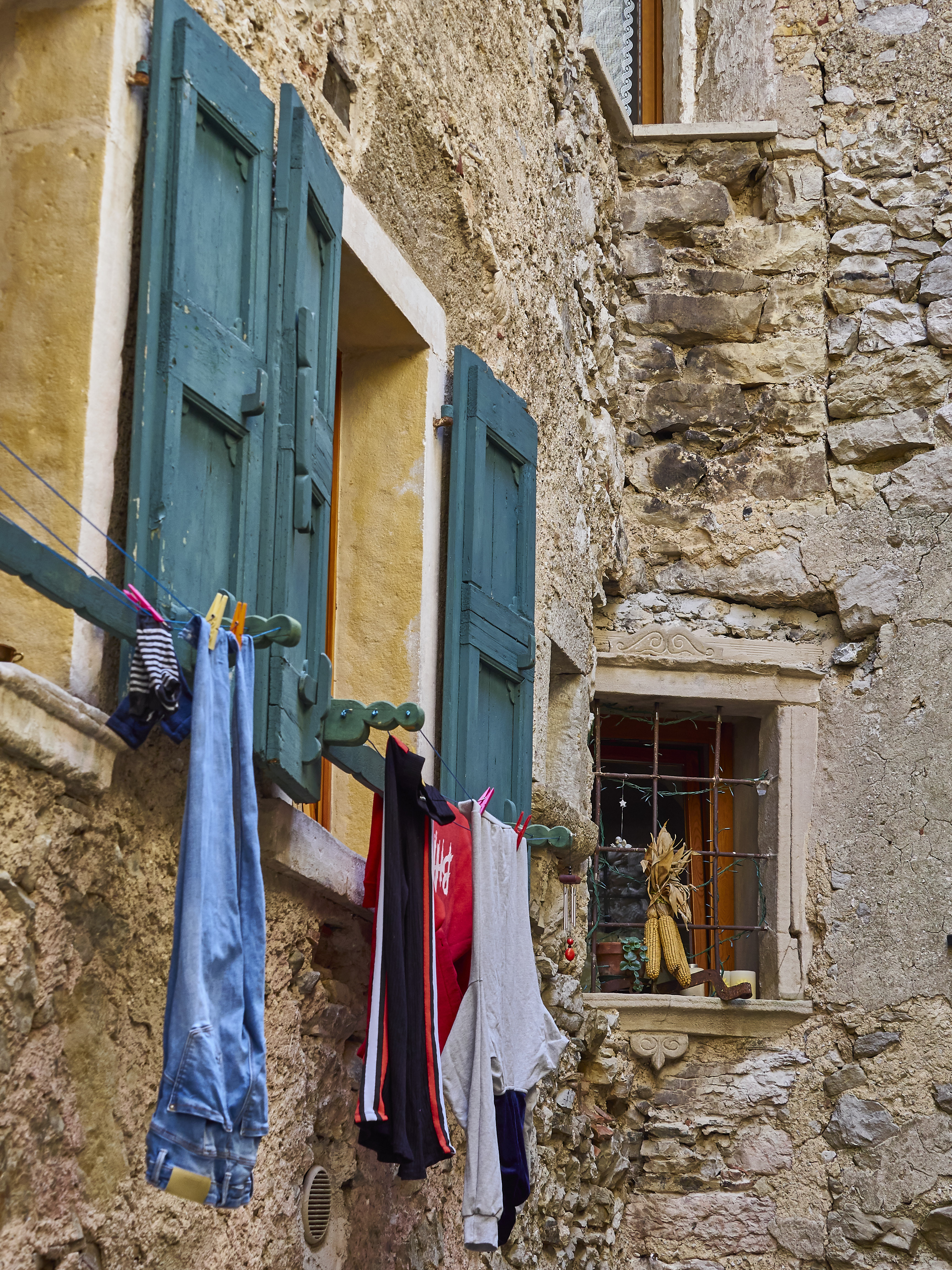 Ledrosee 17 09 19 81