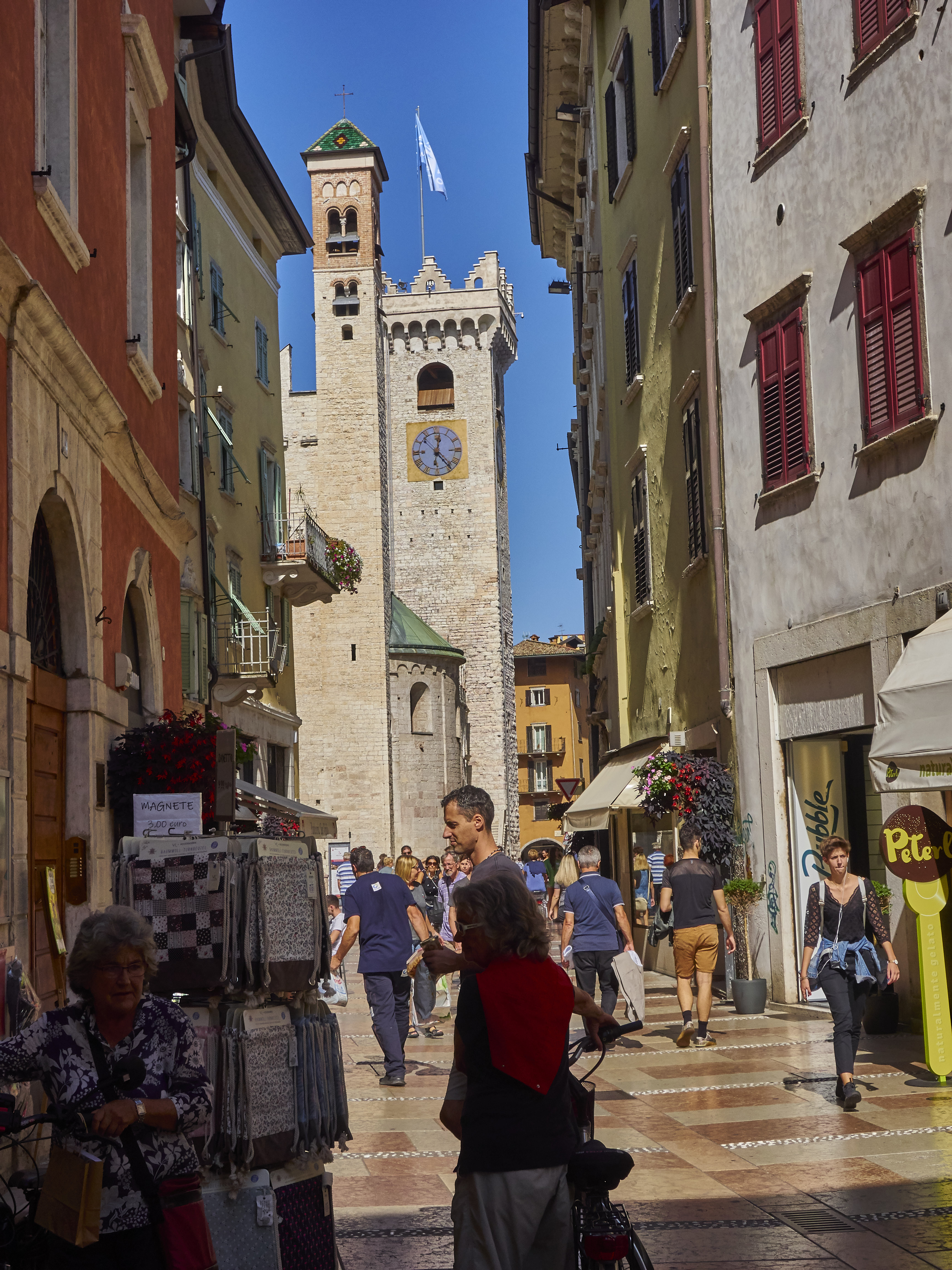 Ledrosee 18 09 19 11