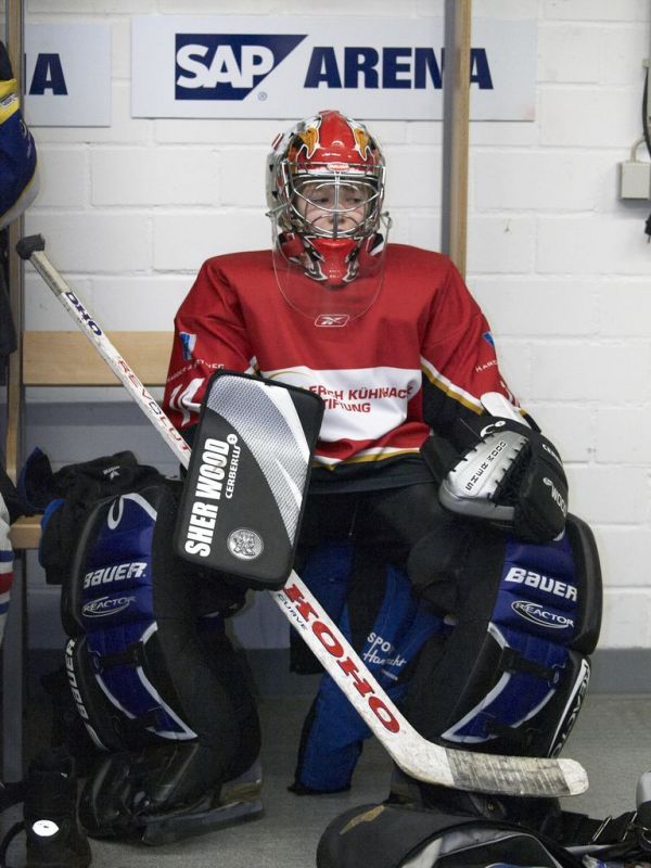 Normal Adler 27 02 2011 092